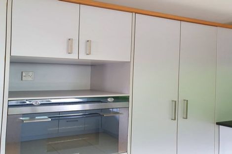 Photo of property in 52b Royal View Road, Te Atatu South, Auckland, 0610