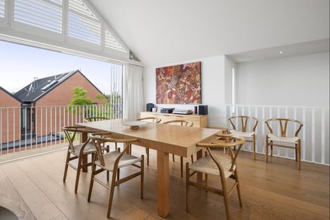 Photo of property in 92c Hinemoa Street, Birkenhead, Auckland, 0626