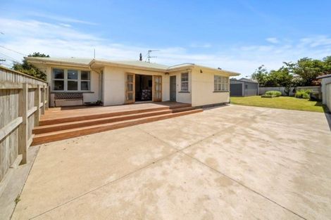 Photo of property in 5 George Street, Hawera, 4610