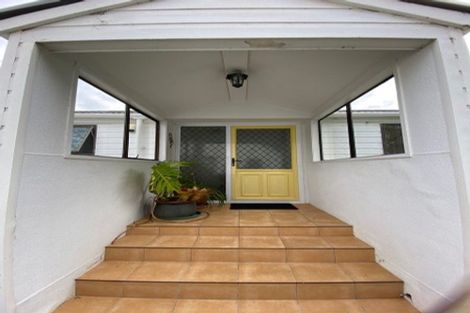 Photo of property in 14 Janome Place, Bucklands Beach, Auckland, 2014