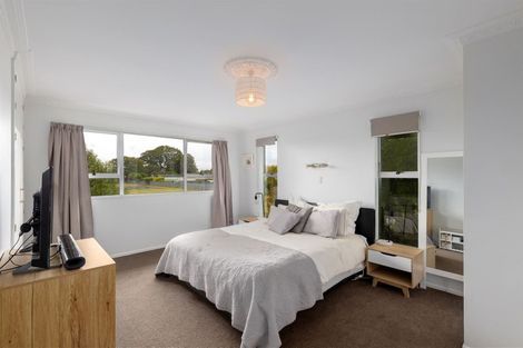 Photo of property in 15 Tralee Place, Bishopdale, Christchurch, 8053