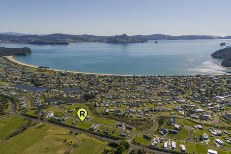 Photo of property in 13 Oliver Leighs Drive, Cooks Beach, 3591