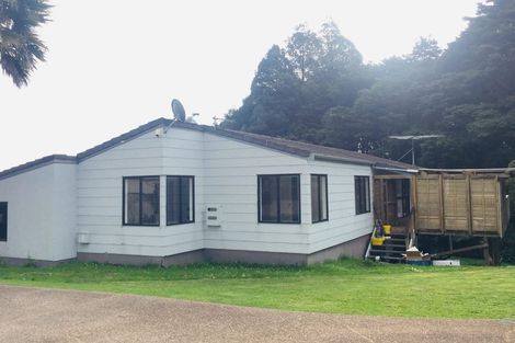 Photo of property in 11 Idesia Place, Totara Heights, Auckland, 2105