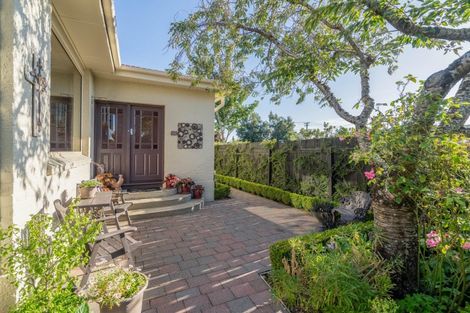 Photo of property in 56 Meldrum Street, Winton, 9720