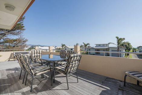 Photo of property in 102 Corokia Place, Matarangi, Whitianga, 3592