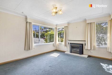 Photo of property in 1 Broomlea Street, Wakari, Dunedin, 9010