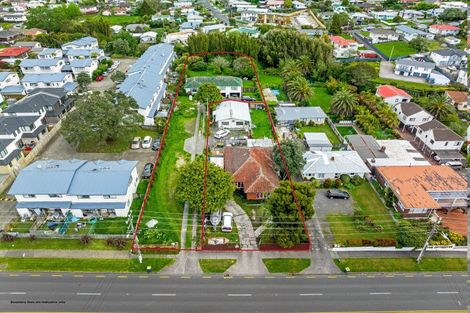Photo of property in 4104 Great North Road, Glen Eden, Auckland, 0602