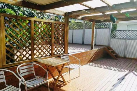 Photo of property in 7 Laurina Road, Sunnynook, Auckland, 0620