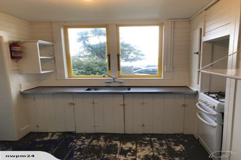 Photo of property in 15 Queens Parade, Devonport, Auckland, 0624