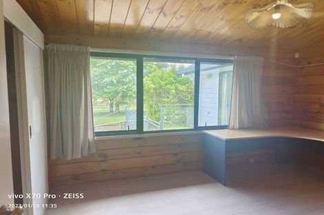 Photo of property in 37 Pitt Road, Runciman, Drury, 2578