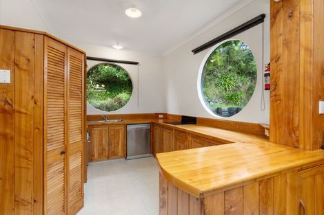 Photo of property in 76 Leinster Avenue, Raumati South, Paraparaumu, 5032