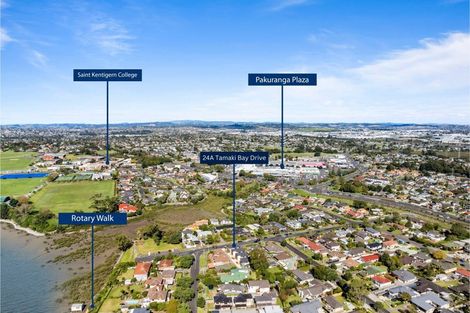 Photo of property in 24a Tamaki Bay Drive, Pakuranga, Auckland, 2010