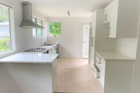 Photo of property in 32 Yearsley Place, Manurewa, Auckland, 2102