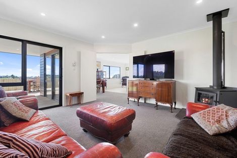 Photo of property in 592 Mangorei Road, Mangorei, New Plymouth, 4371