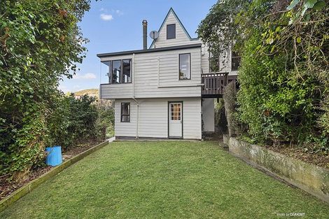 Photo of property in 1 Paparata Street, Karori, Wellington, 6012