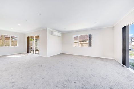 Photo of property in 2 Dunaff Place, Flat Bush, Auckland, 2019