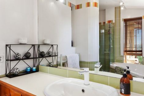 Photo of property in 200 Paparoa Road, Wainui, Opotiki, 3198