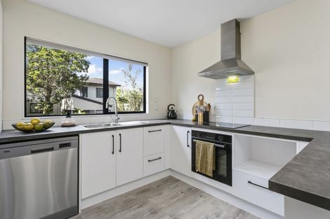 Photo of property in 11/548 Albany Highway, Albany, Auckland, 0632
