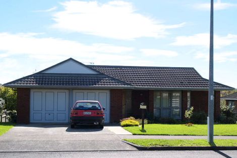 Photo of property in 11 Summermist Drive, Northpark, Auckland, 2013