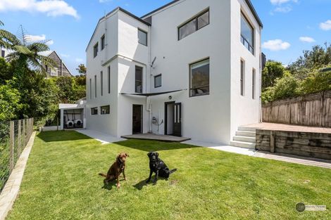 Photo of property in 6 Corrondella Grove, Belmont, Lower Hutt, 5010