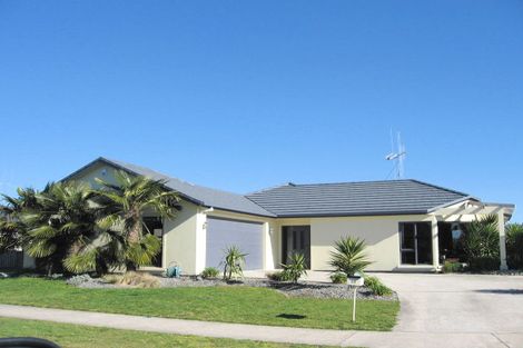 Photo of property in 23 Lavenham Place, Rototuna North, Hamilton, 3210