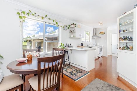 Photo of property in 11 Fiona Place, Dinsdale, Hamilton, 3204