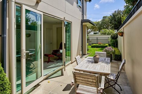 Photo of property in 437a Muritai Road, Eastbourne, Lower Hutt, 5013