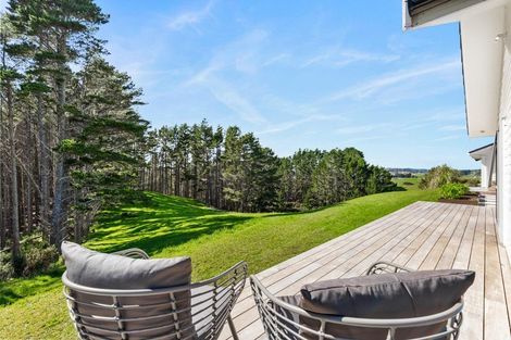 Photo of property in 132b Dormer Road, Waitoki, Helensville, 0875