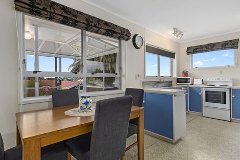 Photo of property in 140 Kingswood Road, Brookfield, Tauranga, 3110