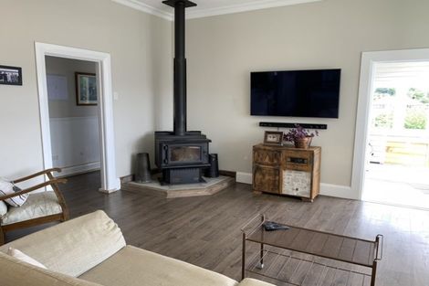 Photo of property in 2 Armstrong Street, Balclutha, 9230