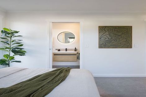 Photo of property in 2d Chedworth Avenue, Chedworth, Hamilton, 3210