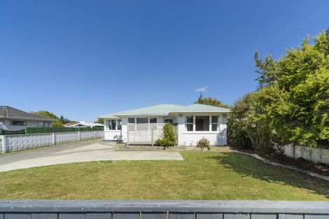 Photo of property in 582 Pioneer Highway, Highbury, Palmerston North, 4412