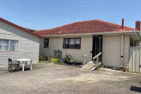 Photo of property in 43 Rimu Road, Manurewa, Auckland, 2102
