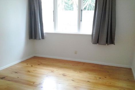 Photo of property in 5 Tohu Place, Spotswood, New Plymouth, 4310