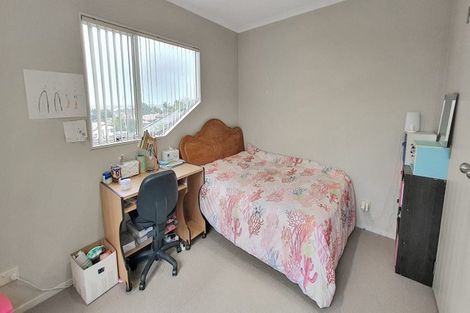 Photo of property in 122c Alfriston Road, Manurewa, Auckland, 2105