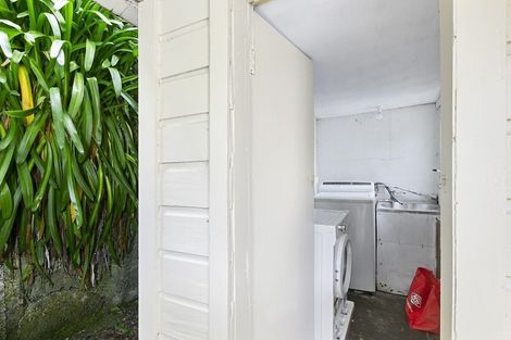 Photo of property in 24 Glencairn Street, Dalmore, Dunedin, 9010