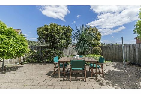 Photo of property in 127a Browns Bay Road, Browns Bay, Auckland, 0630