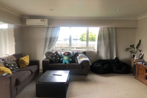 Photo of property in 55a Kenderdine Road, Papatoetoe, Auckland, 2025