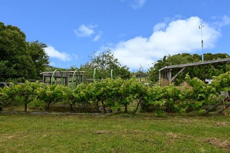 Photo of property in 867 Kahikatea Flat Road, Waitoki, Kaukapakapa, 0871