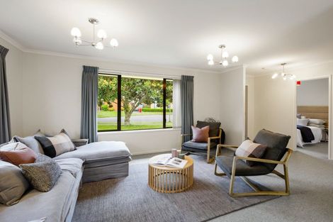 Photo of property in 12 Miers Glade, Rototuna North, Hamilton, 3210