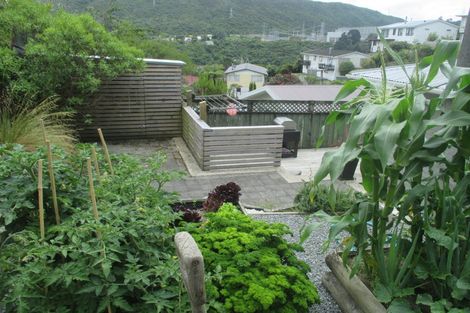 Photo of property in 30 Manor Drive, Stokes Valley, Lower Hutt, 5019