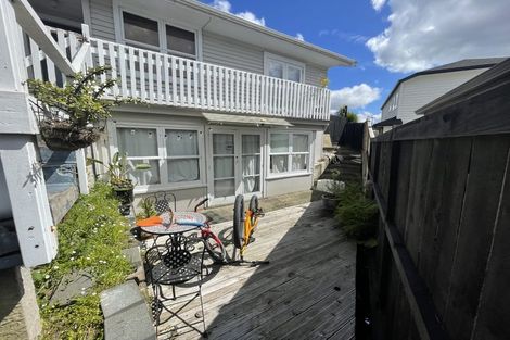 Photo of property in 12 Coniston Avenue, Te Atatu South, Auckland, 0610