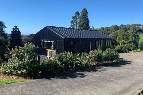 Photo of property in 250 Hillcrest Road, Wainui, 0931