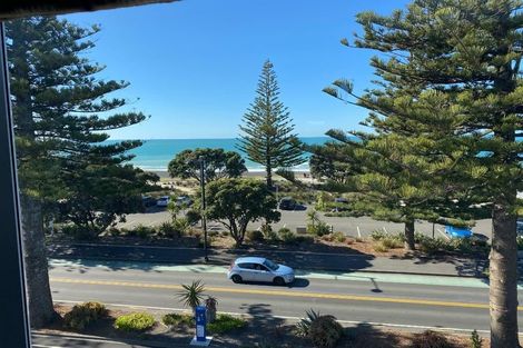Photo of property in 235 Marine Parade, Napier South, Napier, 4110