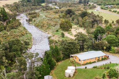 Photo of property in Mount Holdsworth Road, Mount Holdsworth, Carterton, 5791