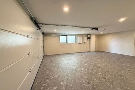 Photo of property in 86a Tiriwa Drive, Massey, Auckland, 0614