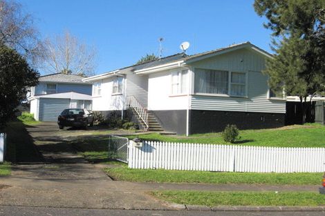 Photo of property in 18 Hobart Crescent, Wattle Downs, Auckland, 2103