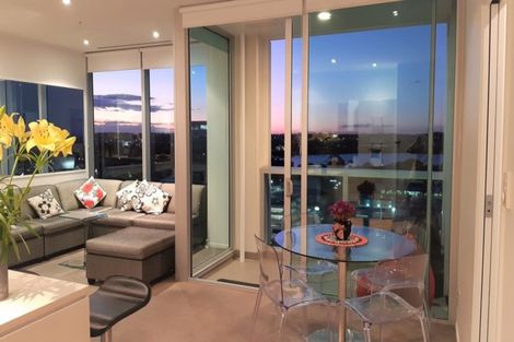 Photo of property in Sentinel Apartments, 1305/3 Northcroft Street, Takapuna, Auckland, 0622