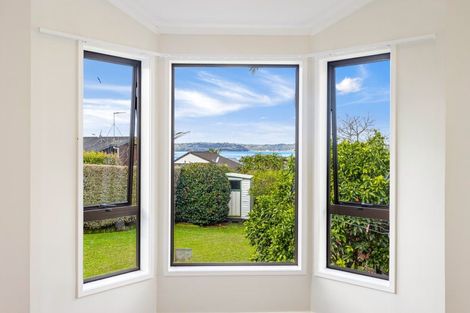 Photo of property in 4 Marlin Street, West Harbour, Auckland, 0618