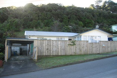 Photo of property in 11 John Street, Stokes Valley, Lower Hutt, 5019